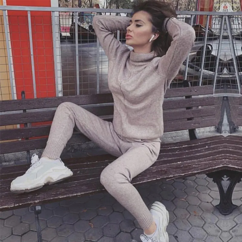 Autumn Winter Turtleneck Pullover Sweater Set Women 2020 New Ladies Drawstring Solid Sweater Full Length Pants 2 Piece Set
Autumn Winter Turtleneck Pullover Sweater Set Women 2020 New Ladies Drawstring Solid Sweater Full Length Pants 2 Piece Set