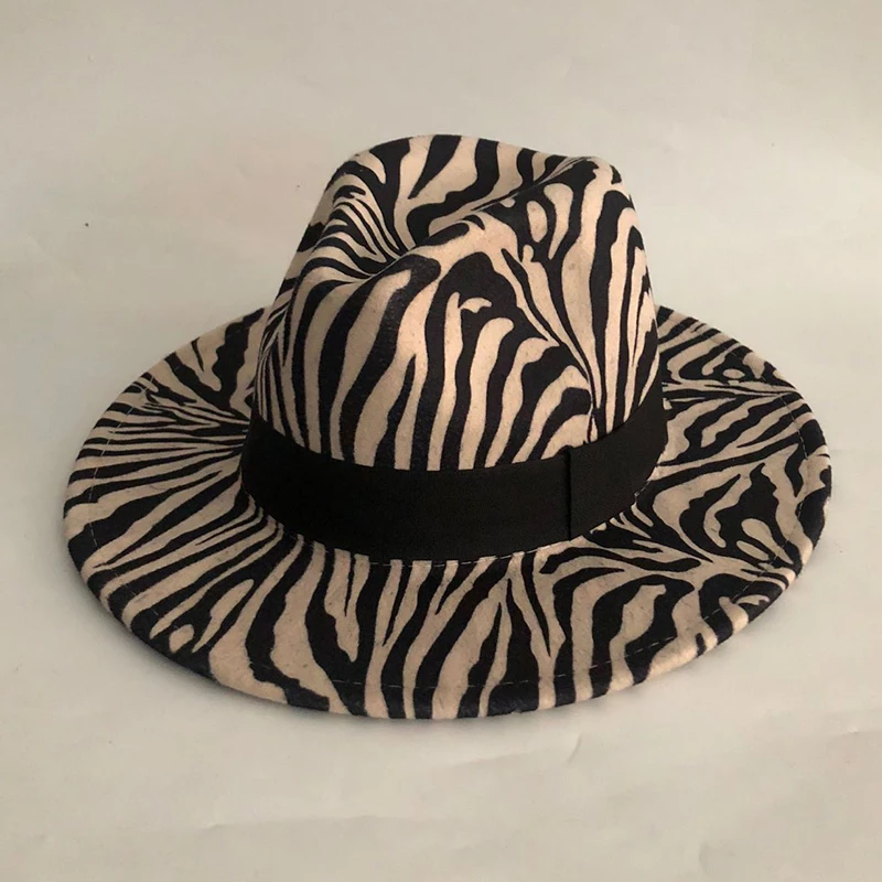 Fashion New Winter Hats Striped Wool Blend Warm Fedoras For Men Women Casual Spring Wool Artificial Jazz Caps Simple Top Hats
Fashion New Winter Hats Striped Wool Blend Warm Fedoras For Men Women Casual Spring Wool Artificial Jazz Caps Simple Top Hats