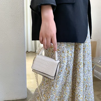 2020 Fashion New Tote bag Quality Leather Women's Designer Handbag Crocodile pattern Chain Shoulder Messenger Bag Bolsos Mujer
2020 Fashion New Tote bag Quality Leather Women's Designer Handbag Crocodile pattern Chain Shoulder Messenger Bag Bolsos Mujer