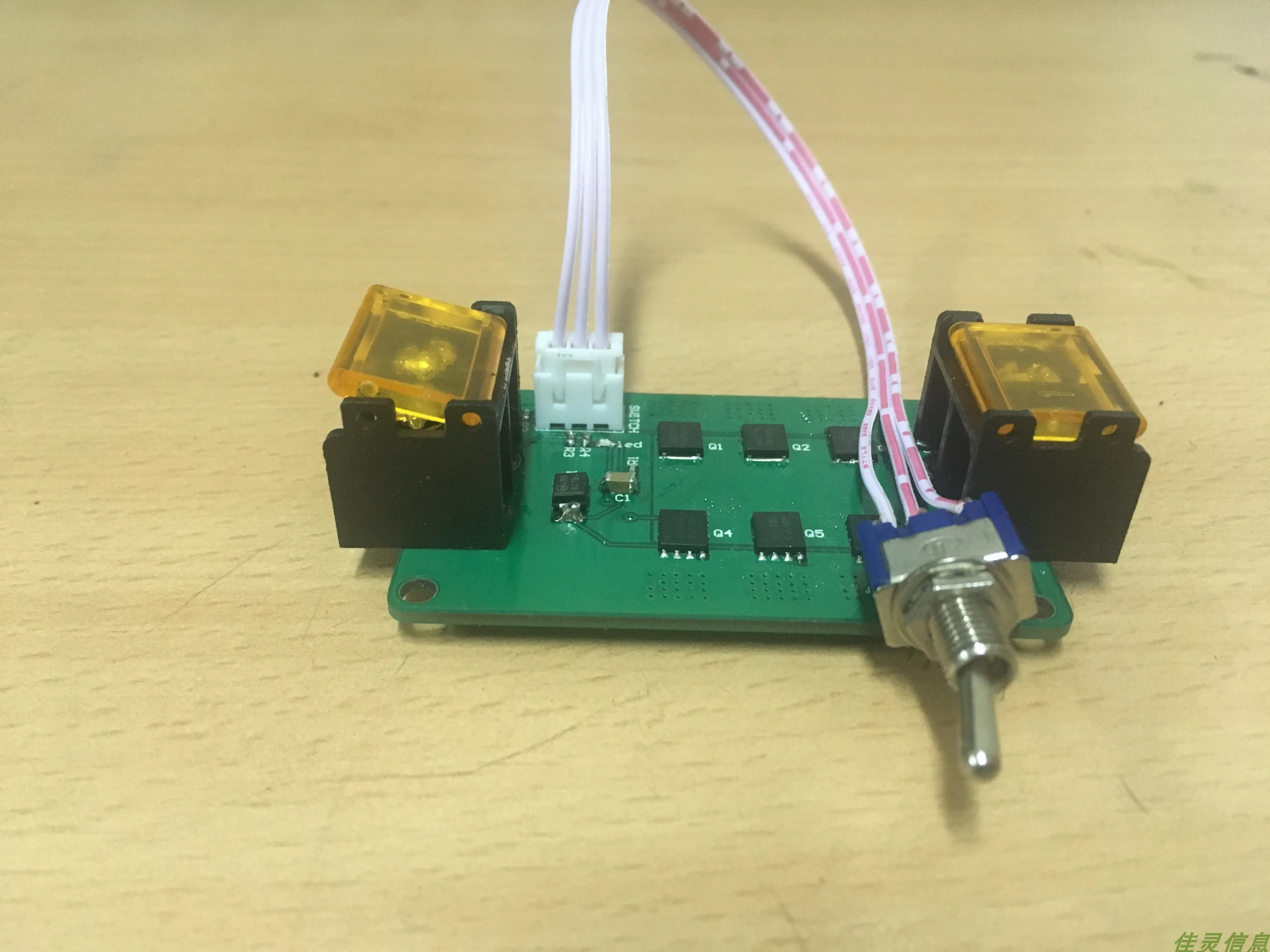 Огнестойкий цветочный электронный переключатель, все оборудование, переключатель высокого тока
Огнестойкий цветочный электронный переключатель, все оборудование, переключатель высокого тока