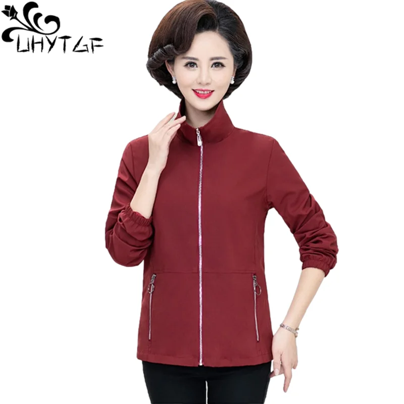 UHYTGF Spring Autumn Jacket Women Fashion Pocket Zipper Loose Size Jacket Solid Wild Casual Thin Coat Elegant Mom Clothes 1595
UHYTGF Spring Autumn Jacket Women Fashion Pocket Zipper Loose Size Jacket Solid Wild Casual Thin Coat Elegant Mom Clothes 1595