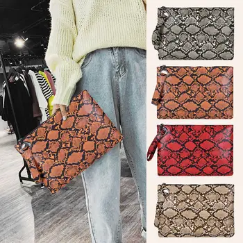 Female Fashion Square Snake Print Wristlet Clutch Women Casual Purse PU Leather Handbag Money Phone Pouch Wallet torebki damskie
Female Fashion Square Snake Print Wristlet Clutch Women Casual Purse PU Leather Handbag Money Phone Pouch Wallet torebki damskie