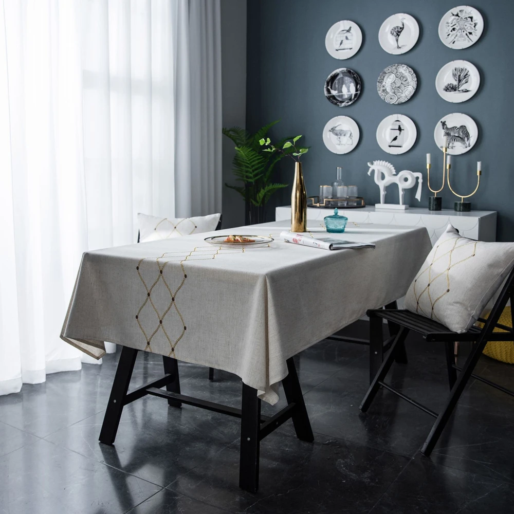 Luxury Embroidered Tablecloth Dining Room Polyester Table Cloth Table Cover Home Decoration
Luxury Embroidered Tablecloth Dining Room Polyester Table Cloth Table Cover Home Decoration