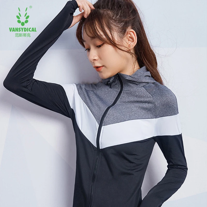 Running Jacket For Women Yoga Jacket Zipper Long Sleeve Women Sport Jacket GYM Fitness Ladies Hoodies Xmas Sports Clothing 2019
Running Jacket For Women Yoga Jacket Zipper Long Sleeve Women Sport Jacket GYM Fitness Ladies Hoodies Xmas Sports Clothing 2019