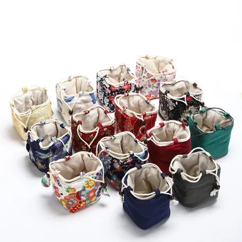 XMT-HOME cloth bag tea cozies for one teapot string portable cotton linen teapot tied tea cups empty fabric bag 1pc
XMT-HOME cloth bag tea cozies for one teapot string portable cotton linen teapot tied tea cups empty fabric bag 1pc