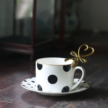 Household English octagonal ceramic plate black and white polka dot stripe tableware coffee saucer afternoon tea set LB62310
Household English octagonal ceramic plate black and white polka dot stripe tableware coffee saucer afternoon tea set LB62310