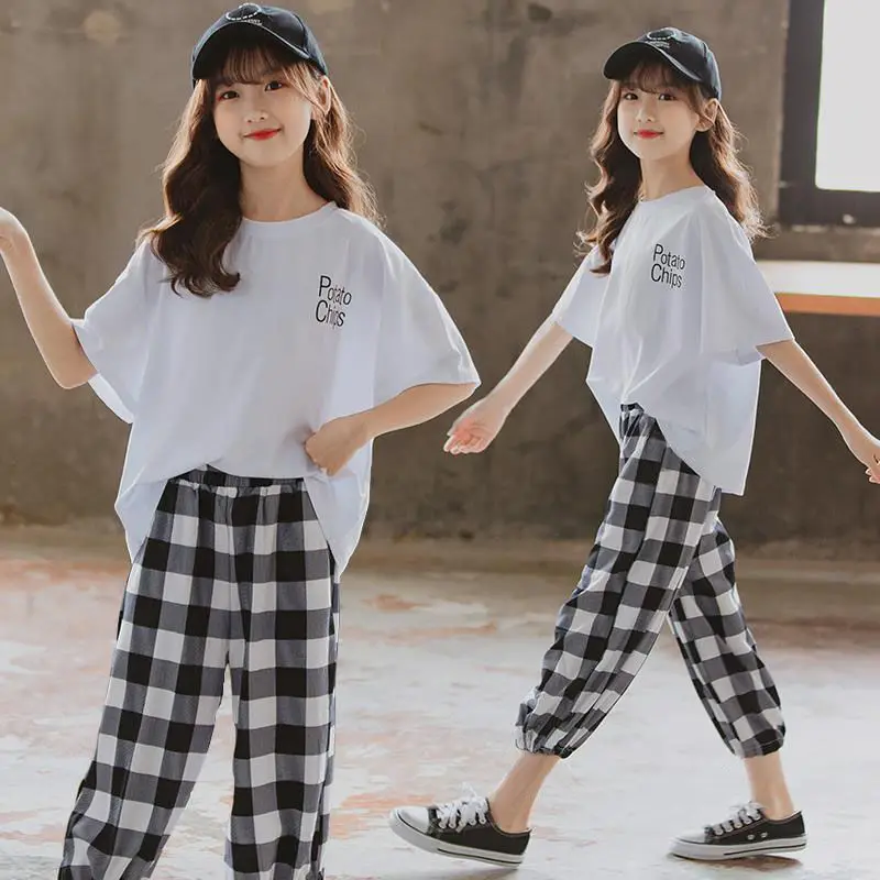 Girls Summer Clothing Set 2022 New Teen Girls White Pink T-shirt And Plaid Pants Set Korean Kids Casual Two-Piece Set Fashion
Girls Summer Clothing Set 2022 New Teen Girls White Pink T-shirt And Plaid Pants Set Korean Kids Casual Two-Piece Set Fashion