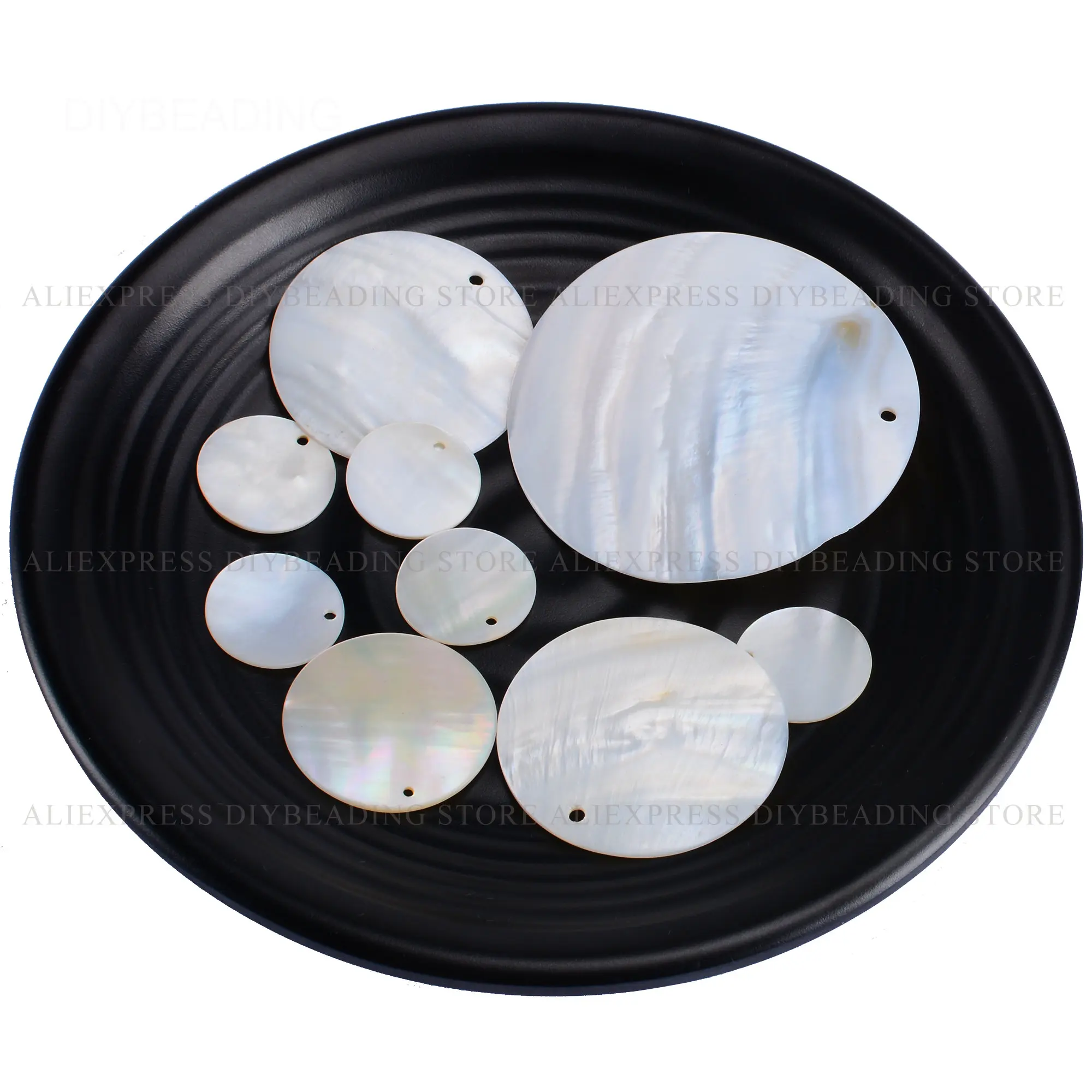50 Pcs Natural White Fancy Shell Round Circle Disc Pendant for Women Jewelry Making 15/20/25/30/35/40/50/60mm (Some May Curved)
50 Pcs Natural White Fancy Shell Round Circle Disc Pendant for Women Jewelry Making 15/20/25/30/35/40/50/60mm (Some May Curved)