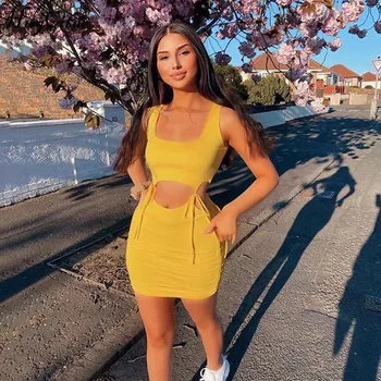 Hugcitar 2020 sleeveless bandage patchwork sexy mini dress summer women fashion streetwear outfits solid pure sundress
Hugcitar 2020 sleeveless bandage patchwork sexy mini dress summer women fashion streetwear outfits solid pure sundress