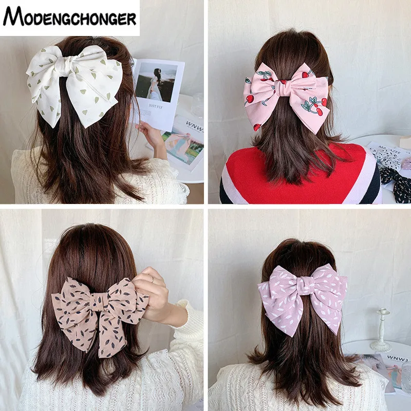 2020 High Quality Big Large Hair Bow Broken Flower 3 Layers Chiffon Barrettes Hair Clips Women Ponytail Clips Hair Accessories 
2020 High Quality Big Large Hair Bow Broken Flower 3 Layers Chiffon Barrettes Hair Clips Women Ponytail Clips Hair Accessories