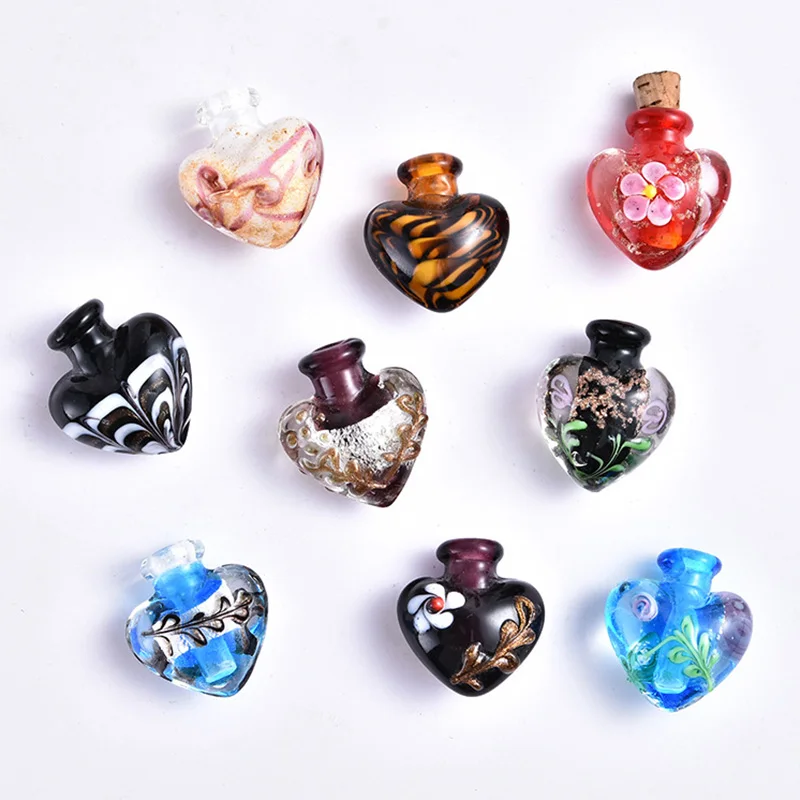 27x25mm Heart Shape Handmade Lampwork Glass Empty Bottle for DIY Necklace Pendant Essential Oil Diffuser Perfume Bottle
27x25mm Heart Shape Handmade Lampwork Glass Empty Bottle for DIY Necklace Pendant Essential Oil Diffuser Perfume Bottle