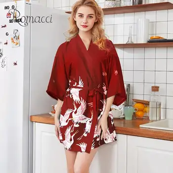 Silk Satin Wedding Bride Bridesmaid Robe Fowl Bathrobe Short Kimono Robe Night Robe Bath Robe Fashion Dressing Gown For Women
Silk Satin Wedding Bride Bridesmaid Robe Fowl Bathrobe Short Kimono Robe Night Robe Bath Robe Fashion Dressing Gown For Women