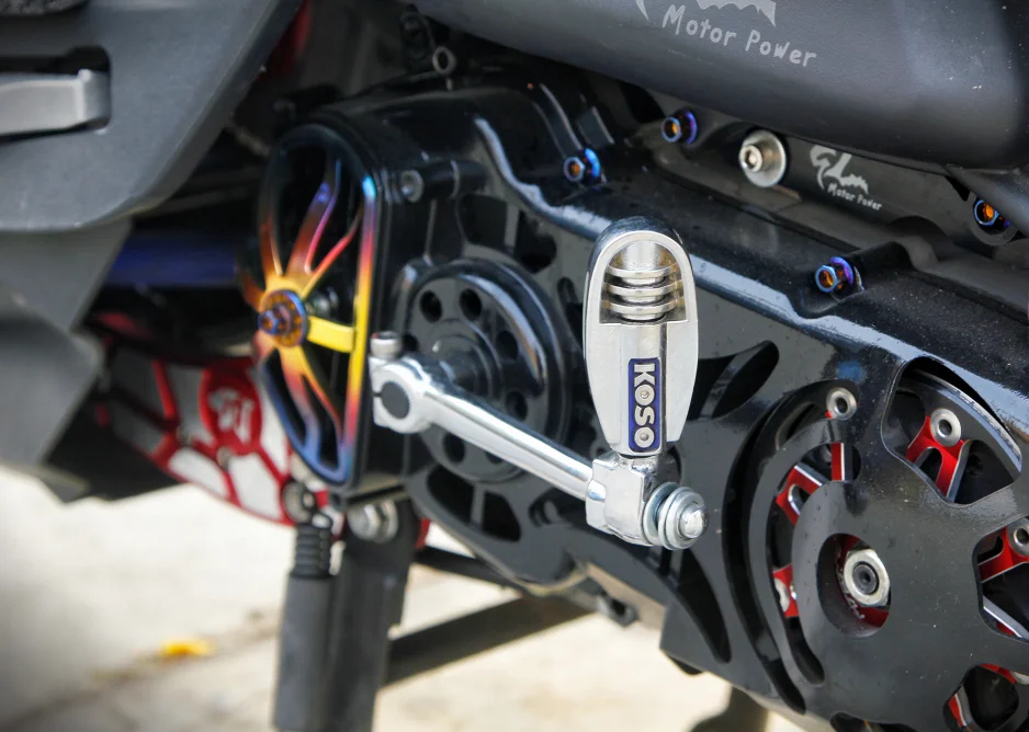 Стартер для мотоцикла скутера KOSO, рычаг старта для Yamaha Honda Scooter ZY100 Jog100 Force 100 Rsz Dio50 Jog50 Jog90 AF28 ZR
Стартер для мотоцикла скутера KOSO, рычаг старта для Yamaha Honda Scooter ZY100 Jog100 Force 100 Rsz Dio50 Jog50 Jog90 AF28 ZR