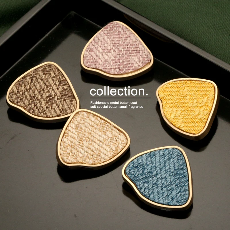 Triangle Cloth Metal Gold Decorative Craft Buttons for Clothing Women Coat Dress Suit Needlework DIY Sewing Design 6pcs
Triangle Cloth Metal Gold Decorative Craft Buttons for Clothing Women Coat Dress Suit Needlework DIY Sewing Design 6pcs