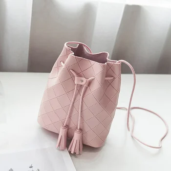 Women Bucket Bag PU Leather Tassels Drawstring Handbag Girl Casual Shoulder Messenger Bags B88
Women Bucket Bag PU Leather Tassels Drawstring Handbag Girl Casual Shoulder Messenger Bags B88