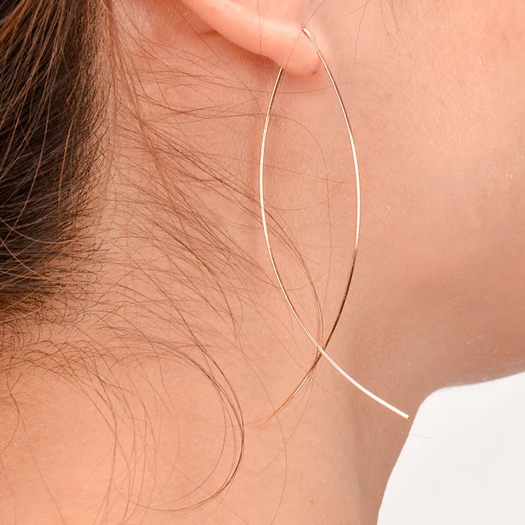 2020 new simple abstract art copper fish-shaped handmade stud earrings earrings ladies earrings modern fashion jewelry wholesale
2020 new simple abstract art copper fish-shaped handmade stud earrings earrings ladies earrings modern fashion jewelry wholesale