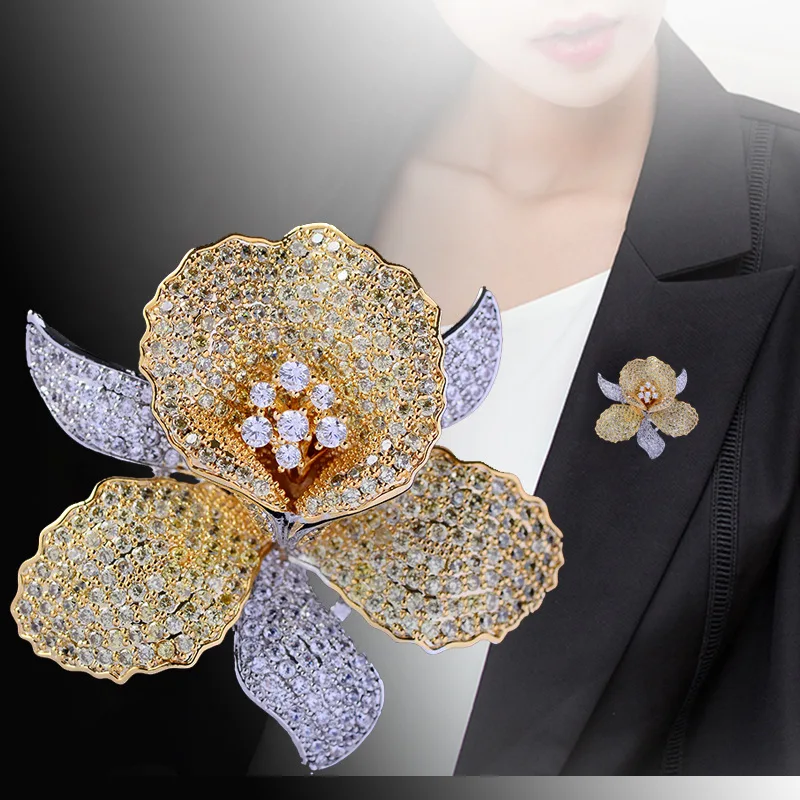 Korean Luxury Atmosphere Corsage Inlaid with Color Zircon Orchid High-end Brooch Flower Accessories Coat Dress Pin Female
Korean Luxury Atmosphere Corsage Inlaid with Color Zircon Orchid High-end Brooch Flower Accessories Coat Dress Pin Female