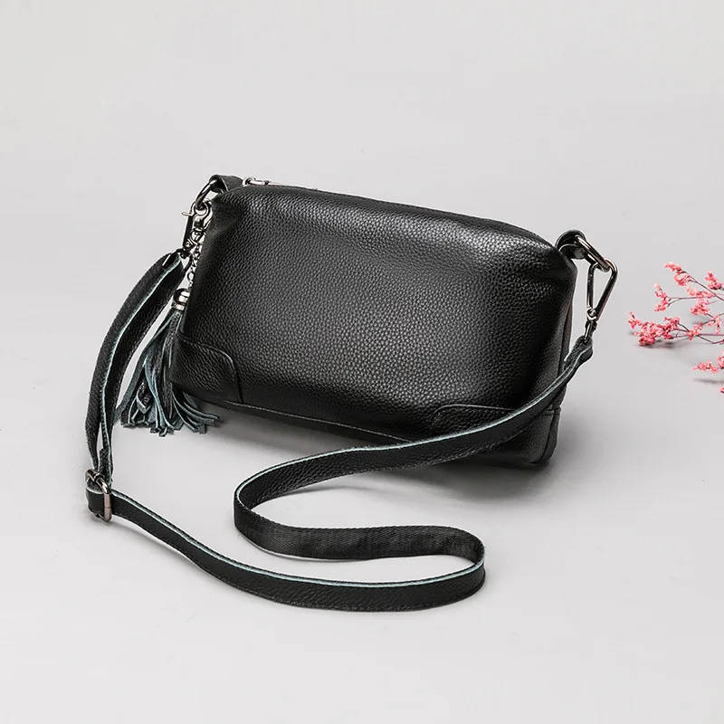 Leather Women's Bag New Shoulder Messenger Bag Women's Bag 
Leather Women's Bag New Shoulder Messenger Bag Women's Bag