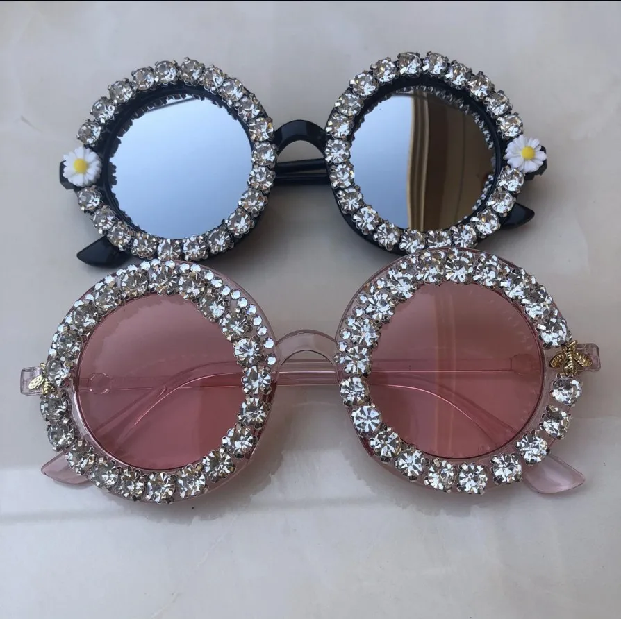 Фото Женские круглые солнцезащитные очки ручной работы с кристаллами и зеркальными