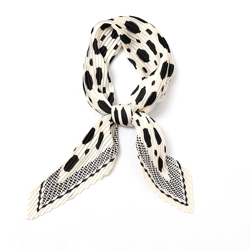 Black Dot Small Square Crinkle Silk Scarf For Women Crumple Neck Wear Pleated Handkerchief Foulard Femme Bandana vacation
Black Dot Small Square Crinkle Silk Scarf For Women Crumple Neck Wear Pleated Handkerchief Foulard Femme Bandana vacation