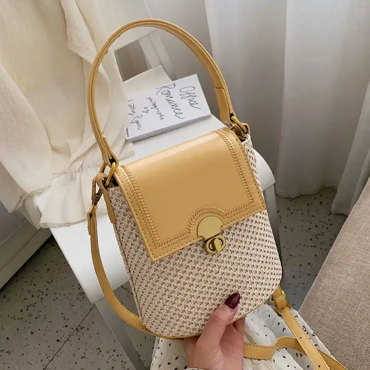 high grade sense france non-mainstream shoulder bag versatile
