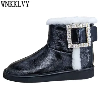 Thick Sole Wrinkle Patent Leather Snow Boots Women Crystal Square Buckle Flat Ankle Botas Winter Warm Wool Lining Short Boots
Thick Sole Wrinkle Patent Leather Snow Boots Women Crystal Square Buckle Flat Ankle Botas Winter Warm Wool Lining Short Boots