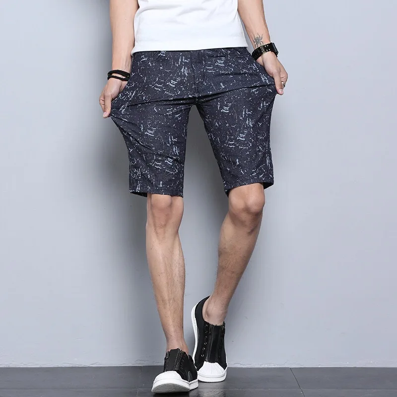Denim Shorts Knee Length Straight Pants Jeans Men Summer Casual Shorts Hommes Jeans
Denim Shorts Knee Length Straight Pants Jeans Men Summer Casual Shorts Hommes Jeans