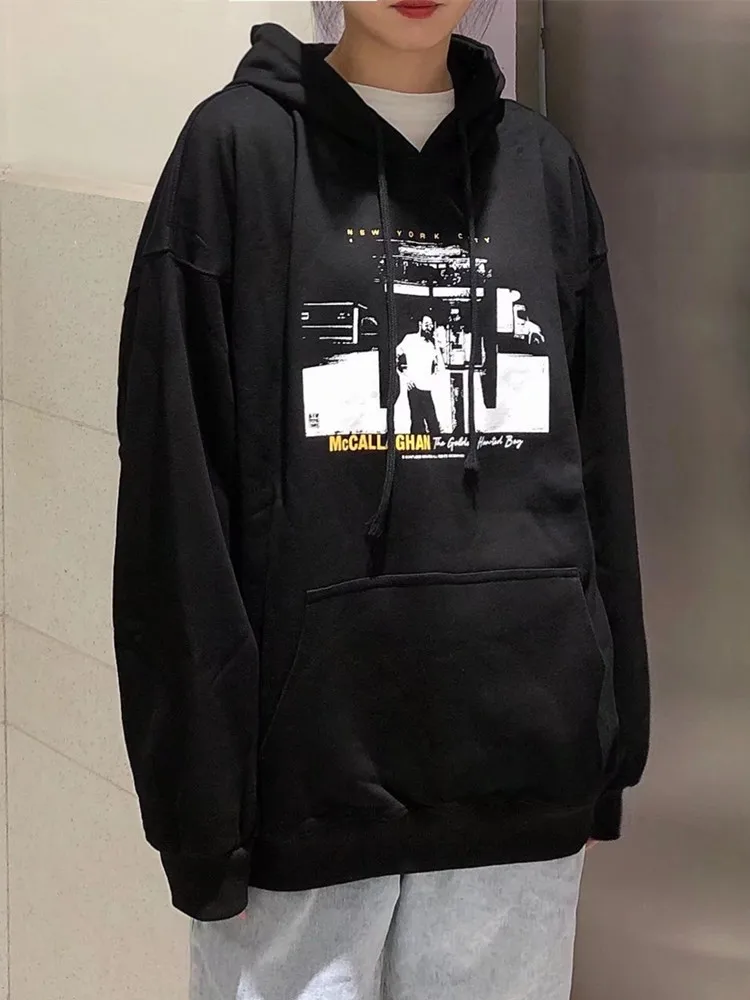 UNUTH Women Vintage Hoodies Drawstring Pockets Black 2022 Spring Fashion Ladies Loose Pullover Hooded Female Casual Hoodie
UNUTH Women Vintage Hoodies Drawstring Pockets Black 2022 Spring Fashion Ladies Loose Pullover Hooded Female Casual Hoodie