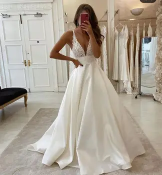 Wedding Dress A-line 2021 Elegant V-Neck Sleeveless Tank Floor Length White Satin Lace Appliques Bridal Gowns Ball Gowns Cheap
Wedding Dress A-line 2021 Elegant V-Neck Sleeveless Tank Floor Length White Satin Lace Appliques Bridal Gowns Ball Gowns Cheap