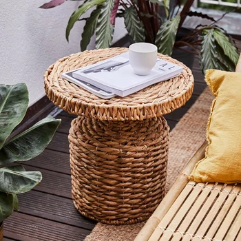 Side table Hand-made aquatic and rattan T-shaped coffee table
Side table Hand-made aquatic and rattan T-shaped coffee table