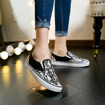 Women Loafers Spring Canvas Colored Drawing Flats Woman Sneakers Casual Slip On Shoes Female Fashion Comfort Plus Size Footwear
Women Loafers Spring Canvas Colored Drawing Flats Woman Sneakers Casual Slip On Shoes Female Fashion Comfort Plus Size Footwear
