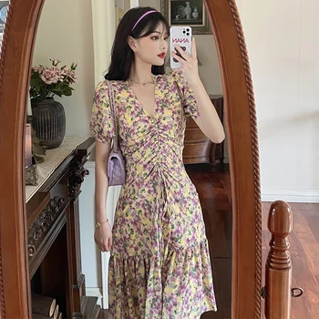 Spring new long French style restoring ancient ways v-neck purple show thin broken beautiful chiffon dress female temperament 
Spring new long French style restoring ancient ways v-neck purple show thin broken beautiful chiffon dress female temperament
