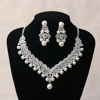 Pearl Flower Wedding Necklace Hair Tiara Crown Set Bridal Jewelry Kit Stainless Steel Choker Personalized Punk
Pearl Flower Wedding Necklace Hair Tiara Crown Set Bridal Jewelry Kit Stainless Steel Choker Personalized Punk