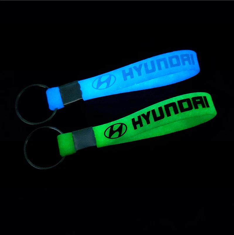 Luminous Key Holder Gift Key chains KeyRings for Solaris ix35 i20 i30 i40 HYUNDAI Tucson CRETA Santa fe Car Styling
Luminous Key Holder Gift Key chains KeyRings for Solaris ix35 i20 i30 i40 HYUNDAI Tucson CRETA Santa fe Car Styling