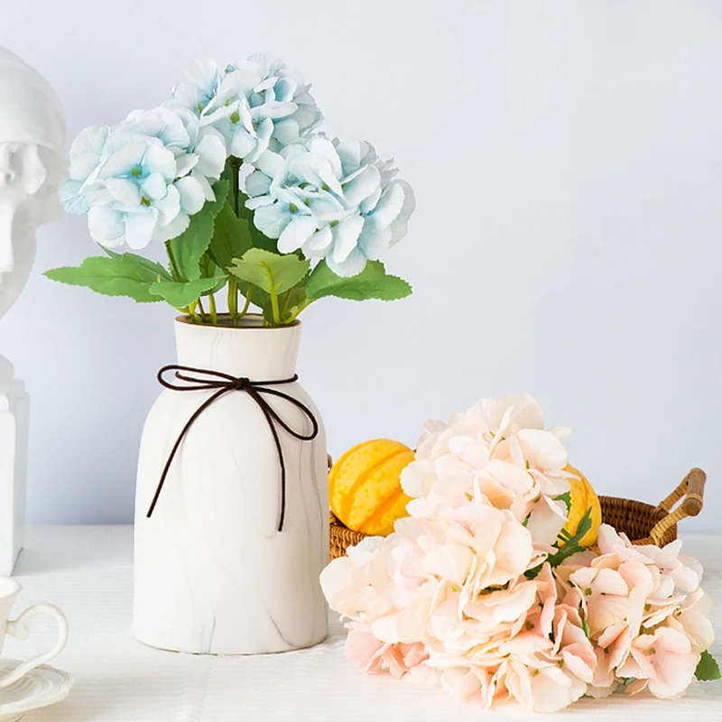 5-Branch Spring Hydrangea Simulation Bouquet bedroom Home Decoration Photography Props Stimulation fake flower
5-Branch Spring Hydrangea Simulation Bouquet bedroom Home Decoration Photography Props Stimulation fake flower