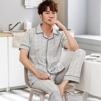 Men's sleepwear summer SHORT sleeve T-shirt and pant for home wear soft cotton sport 2 pcs pajama set suit
Men's sleepwear summer SHORT sleeve T-shirt and pant for home wear soft cotton sport 2 pcs pajama set suit