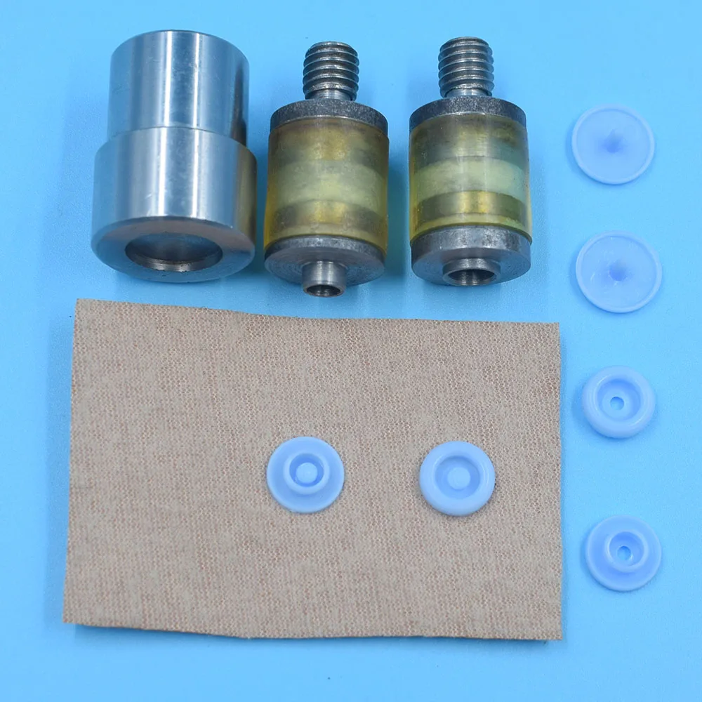 50sets optional 12 Colors T5 Plastic Buttons with mold Snap Resin Press Stud Fastener die for DIY sewing bulk Clothing decor
50sets optional 12 Colors T5 Plastic Buttons with mold Snap Resin Press Stud Fastener die for DIY sewing bulk Clothing decor