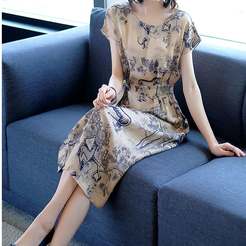 Retro Imitated Silk Fabric Dress Summer 2019 New Style WOMEN'S Dress Lace-up Mid-length Printed Faux sang can si qun Children
Retro Imitated Silk Fabric Dress Summer 2019 New Style WOMEN'S Dress Lace-up Mid-length Printed Faux sang can si qun Children