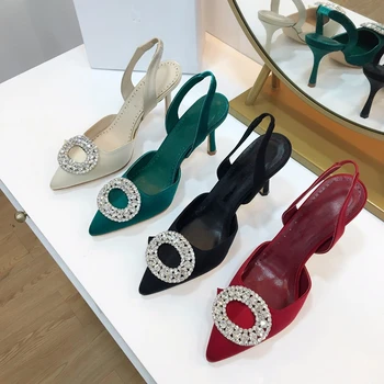 Women Pumps Luxury Brand Crystal Women Stiletto High Heels Shoes Fashon Silk Stain Buckle Strap Women Summer Sandals Party Dress
Women Pumps Luxury Brand Crystal Women Stiletto High Heels Shoes Fashon Silk Stain Buckle Strap Women Summer Sandals Party Dress