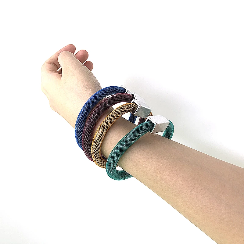 YD&YDBZ Design Rubber Bracelets For Women 4 Colors Handmade Jewelry Soft Chain Vintage Punk Multicolor Charm Bracelet Wholesale
YD&YDBZ Design Rubber Bracelets For Women 4 Colors Handmade Jewelry Soft Chain Vintage Punk Multicolor Charm Bracelet Wholesale