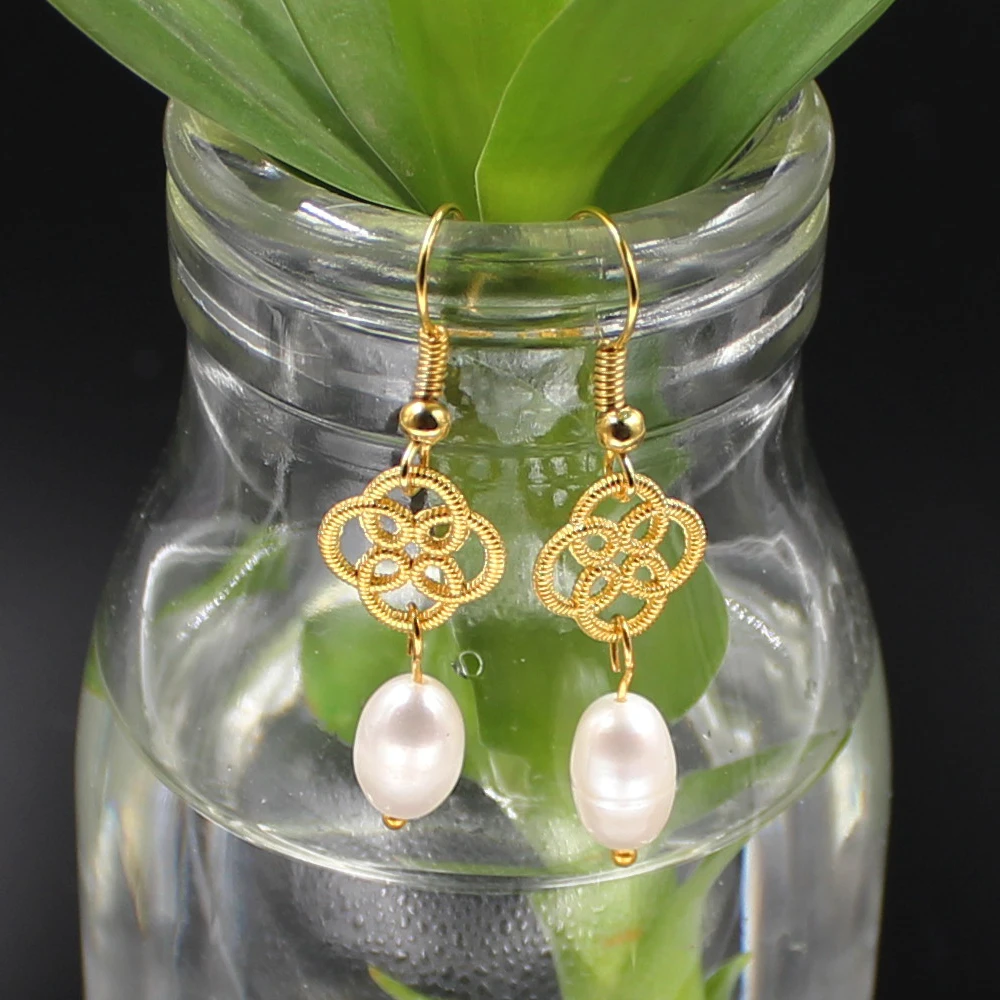 Natural AAA Freshwater Pearl Earrings Korea Fashion Design Irregular Geometric Gold Silver Color Alloy Dangle Earring for Women
Natural AAA Freshwater Pearl Earrings Korea Fashion Design Irregular Geometric Gold Silver Color Alloy Dangle Earring for Women
