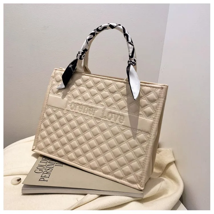 Latest Handbags, Women Famous Brand Design Handbags, Travel Beach Bag, Female Purse, Female Tote Shoulder Bag, High Capacity Totes, Women Products Latest Handbags, Women Famous Brand Design Handbags, Travel Beach Bag, Female Purse, Female Tote Shoulder Bag, High Capacity Totes, Women Products