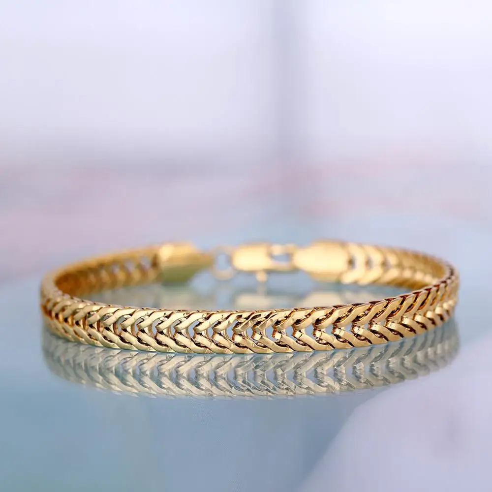 COLOGO New Gold Tone Flat Chain Flex Bracelet Fashion Design Romantic Bracelets One Size for Women Man Jewelry Girl Gifts Y1
COLOGO New Gold Tone Flat Chain Flex Bracelet Fashion Design Romantic Bracelets One Size for Women Man Jewelry Girl Gifts Y1