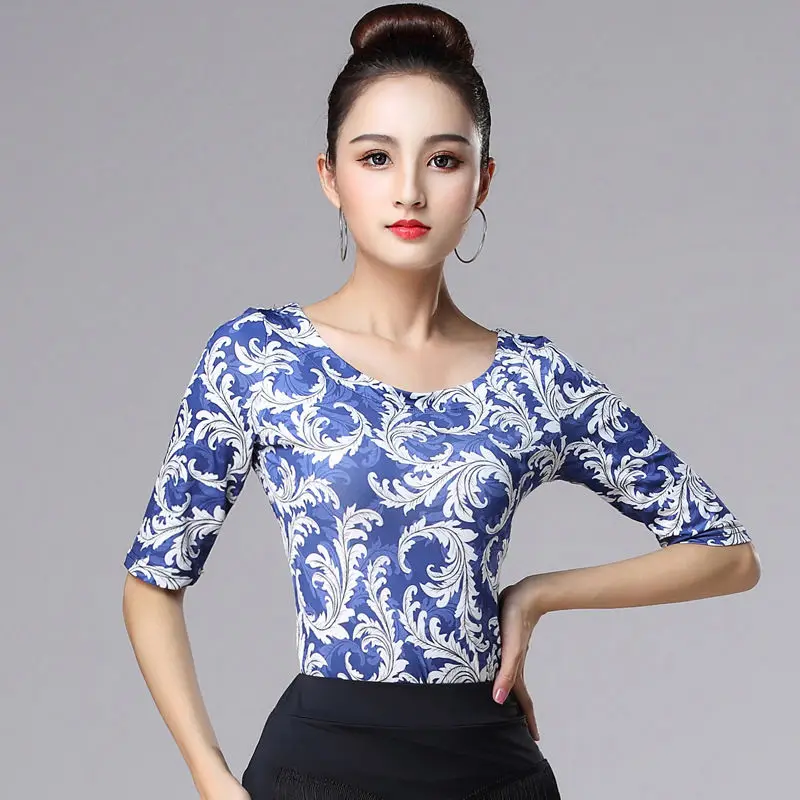 Топ женский для латиноамериканских танцев, рубашка с рукавом средней длины, одежда для профессиональных соревнований и танцев, для взрослых, на лето
Топ женский для латиноамериканских танцев, рубашка с рукавом средней длины, одежда для профессиональных соревнований и танцев, для взрослых, на лето