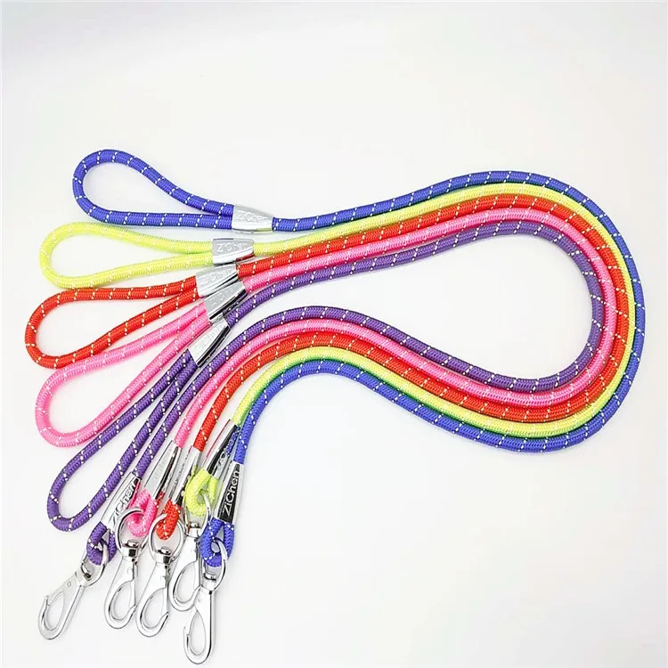 Distraction Love Plain Color Reflective Strips Alloy Pull Buckle Hand Holding Rope Industry Dog Pet Traction Rope
Distraction Love Plain Color Reflective Strips Alloy Pull Buckle Hand Holding Rope Industry Dog Pet Traction Rope