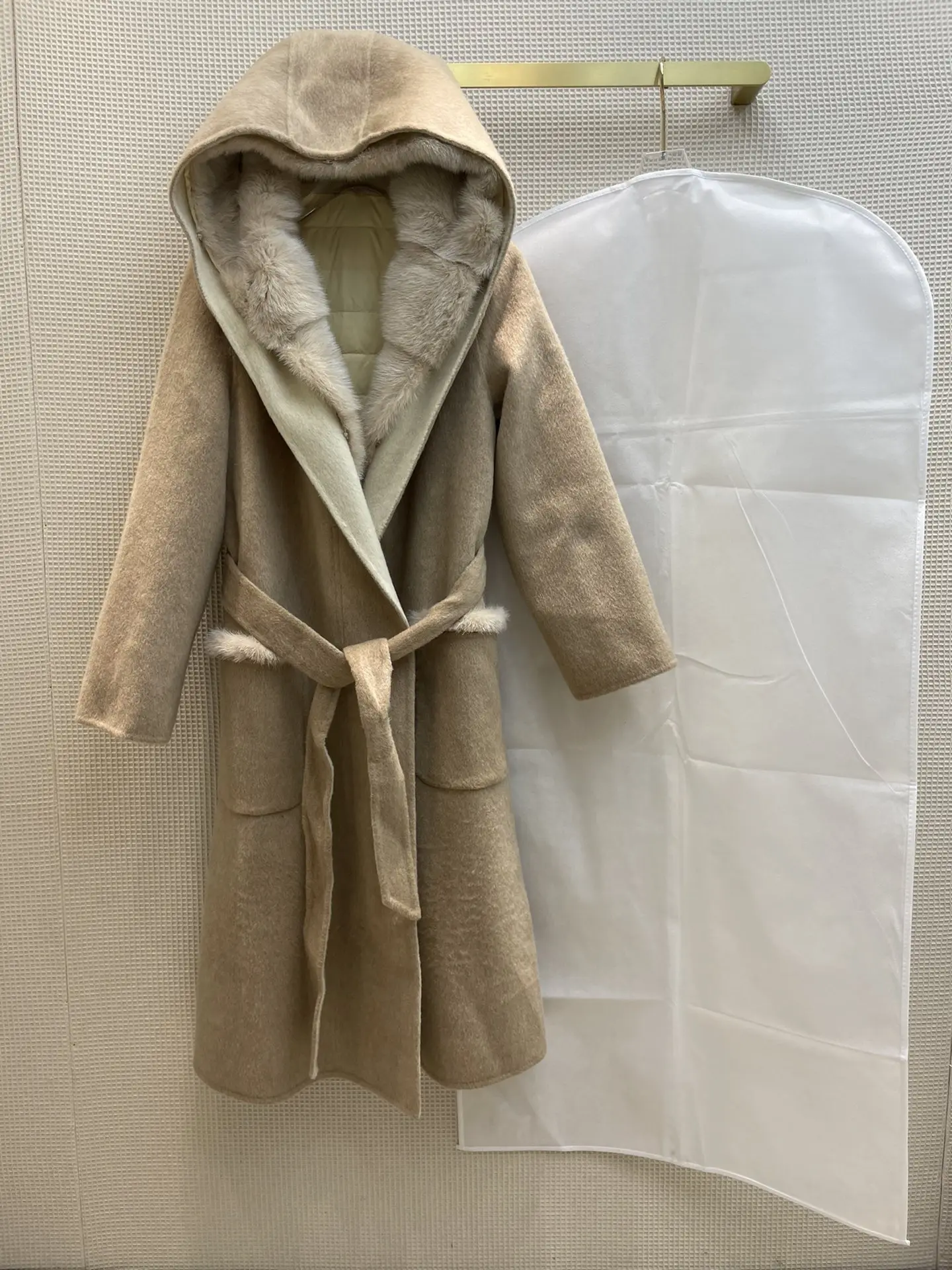 Фото Новинка 2021 кашемировое пальто из двух частей с капюшоном 1019 | Женская одежда