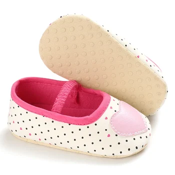 Toddler Soft Soled Princess Walking Shoes Baby Girl Heart Print Anti-Slip Casual Sneakers
Toddler Soft Soled Princess Walking Shoes Baby Girl Heart Print Anti-Slip Casual Sneakers