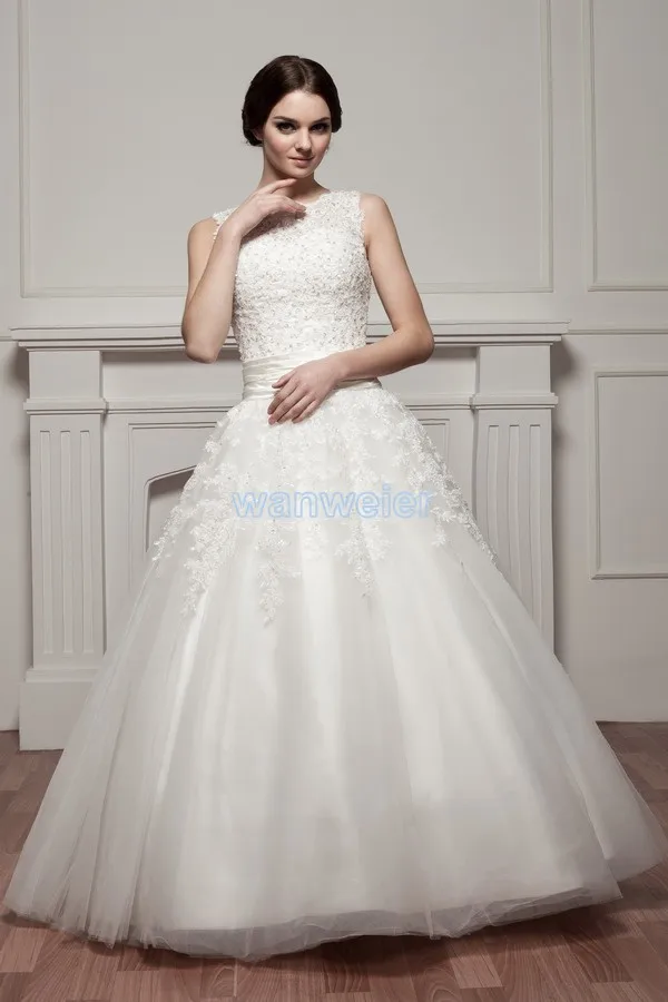 free shipping 2014 design lace up actual image bridal gown good quality custom size/color ball gown white/ivory wedding dress
free shipping 2014 design lace up actual image bridal gown good quality custom size/color ball gown white/ivory wedding dress