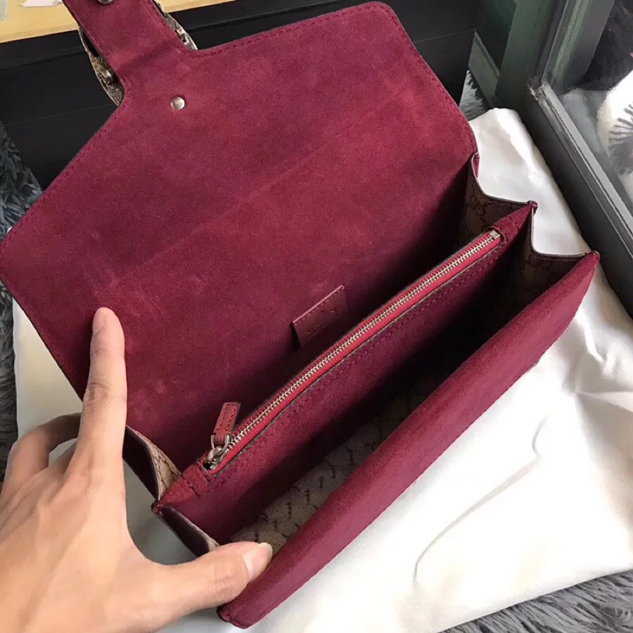 luxury handbags Famous Designer real genuine leather handbag for women high quality Brand bags Fashionable ladies Chains bags
luxury handbags Famous Designer real genuine leather handbag for women high quality Brand bags Fashionable ladies Chains bags
