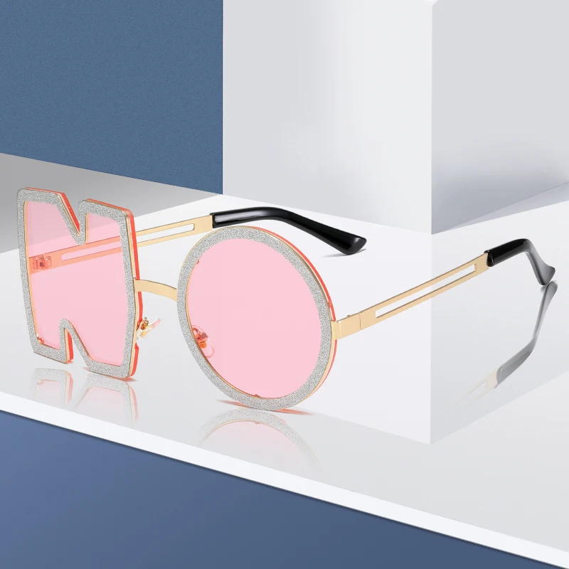 New Fashion Diamond Sunglasses Women Luxury Brand Design Metal Letter NO Sun Glasses Female UV400 Shades Eyewear Oculos de sol
New Fashion Diamond Sunglasses Women Luxury Brand Design Metal Letter NO Sun Glasses Female UV400 Shades Eyewear Oculos de sol